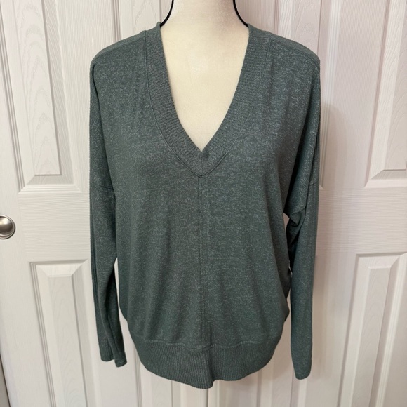 Buffalo David Bitton Green Ribbed V Neck Long Sleeve Sweater Size M #2157 - Picture 2 of 12